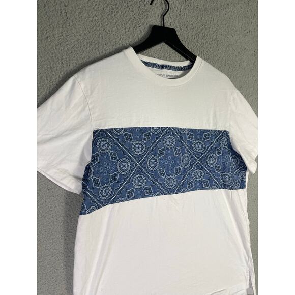 Reyn Spooner Women's Bandana Print‎ Panel T-Shirt White Blue Cotton Size Large - Picture 3 of 9